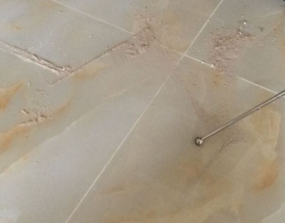金凤瓷砖空鼓维修公司分享粘合剂选择不当在瓷砖铺贴过程中可能导致以下问题